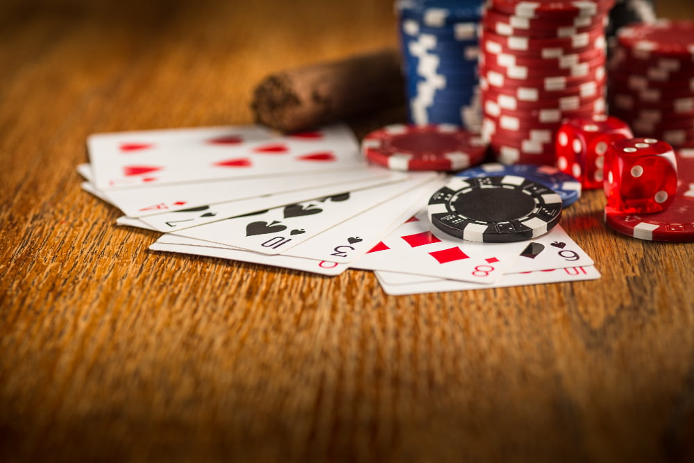 cigar chips gamblings drink playing cards